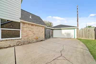11410 Galbreath Drive, Houston, TX 77066 - Photo 3