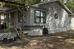 302 West Dr, Kemah, TX 77565 - Photo 5