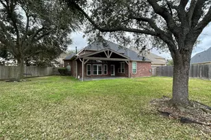 1759 Lakeside Enclave Dr, Houston, TX 77077 - Photo 37