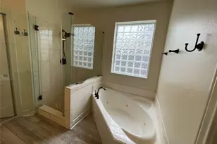 1759 Lakeside Enclave Dr, Houston, TX 77077 - Photo 19