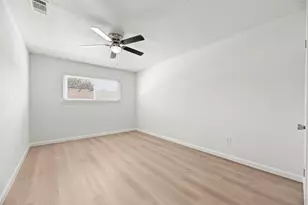 14249 Lost Meadow Ln, Houston, TX 77079 - Photo 21