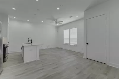 5727 Elysium Street, Houston, TX 77091 - Photo 9