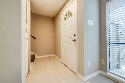 3654 Ocee Street, Houston, TX 77063 - Photo 3