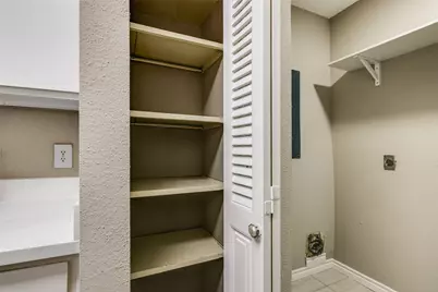 3654 Ocee Street, Houston, TX 77063 - Photo 17