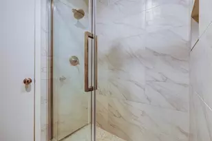 3654 Ocee St, Houston, TX 77063 - Photo 27