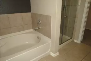 6623 Hunters Creek Ln, Baytown, TX 77521 - Photo 13