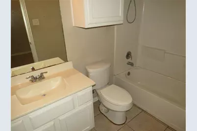 6623 Hunters Creek Lane, Baytown, TX 77521 - Photo 7