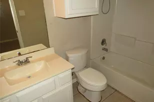 6623 Hunters Creek Ln, Baytown, TX 77521 - Photo 7