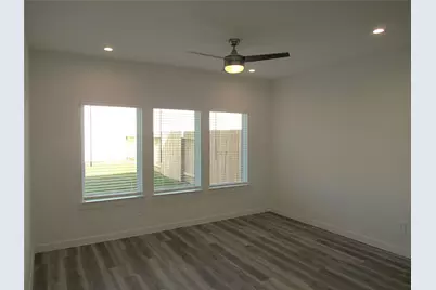 2807 Glengary River Way, Houston, TX 77051 - Photo 13