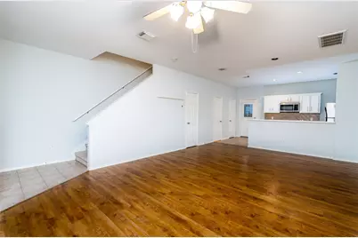 850 W Heights Hollow Lane, Houston, TX 77007 - Photo 9
