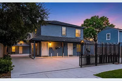 5209 Plum Drive, Houston, TX 77087 - Photo 1