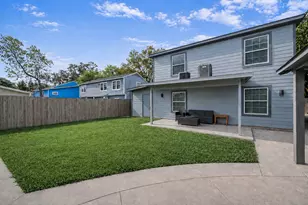5209 Plum Dr, Houston, TX 77087 - Photo 13
