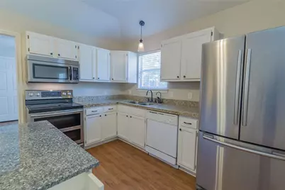 10755 Royal York Drive, Conroe, TX 77303 - Photo 11