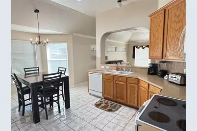 7915 Fall Hollow Drive, Houston, TX 77041 - Photo 13