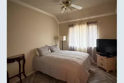 7915 Fall Hollow Drive, Houston, TX 77041 - Photo 21