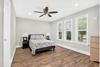 10335 Emnora Lane, Houston, TX 77043 - Photo 27