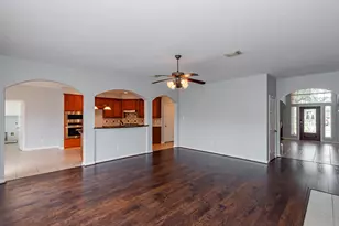 8503 Glenn Leigh Dr, Spring, TX 77379 - Photo 9