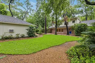 10811 Hunters Forest Dr, Hunters Creek Village, TX 77024 - Photo 25