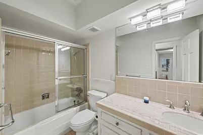 10811 Hunters Forest Drive, Hunters Creek Village, TX 77024 - Photo 13