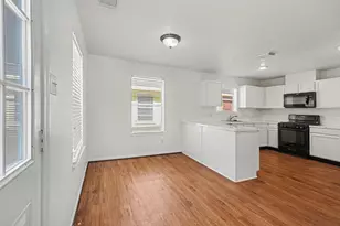 19422 Tahoka Springs Dr, Katy, TX 77449 - Photo 9