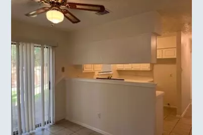 61 S Waxberry Road, The Woodlands, TX 77381 - Photo 9