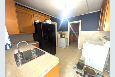 303 E Livingston Street, San Augustine, TX 75972 - Photo 5