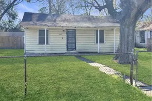 5626 Finch Street St, Houston, TX 77028 - Photo 1