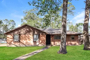 2003 Woodway Dr, Woodbranch, TX 77357 - Photo 1