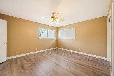 8314 Edgemoor Drive, Houston, TX 77036 - Photo 27