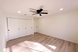 238 Litchfield Ln, Houston, TX 77024 - Photo 17