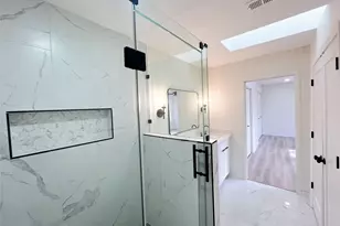 238 Litchfield Ln, Houston, TX 77024 - Photo 15