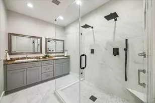 2219 McKee St, Houston, TX 77009 - Photo 15