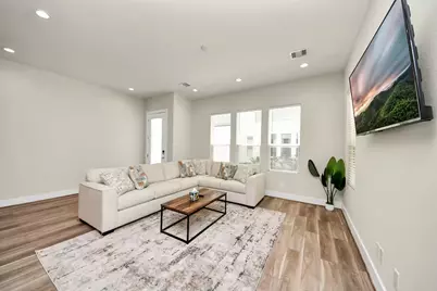 5935 Beall Street #C, Houston, TX 77091 - Photo 3