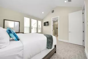 5935 Beall St, Houston, TX 77091 - Photo 9