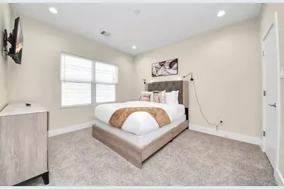 5935 Beall Street #C, Houston, TX 77091 - Photo 13