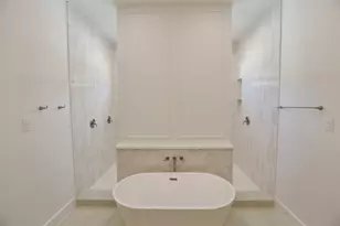 136 E 37th St, Houston, TX 77018 - Photo 27