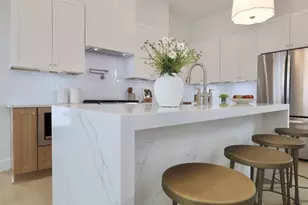 136 E 37th St, Houston, TX 77018 - Photo 13