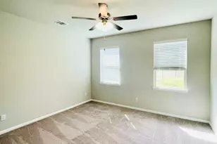 469 Aurora Creek Ln, Katy, TX 77493 - Photo 17