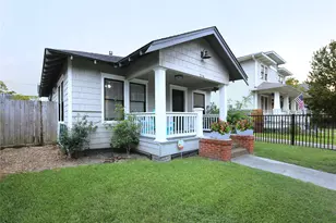 214 Munford St, Houston, TX 77008 - Photo 1