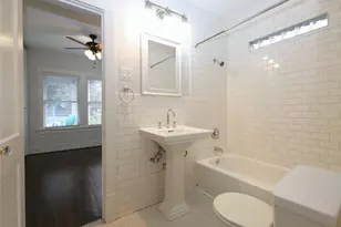 214 Munford St, Houston, TX 77008 - Photo 13