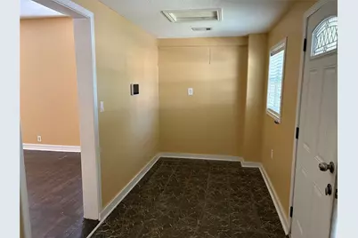 5234 Claremont Street, Houston, TX 77023 - Photo 5