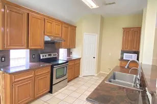 3814 Paigewood, Pearland, TX 77584 - Photo 7