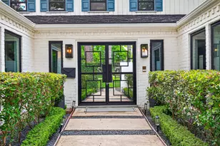 415 Ramblewood Rd, Houston, TX 77079 - Photo 1