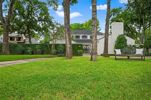 415 Ramblewood Rd, Houston, TX 77079 - Photo 43