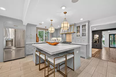 415 Ramblewood Road, Houston, TX 77079 - Photo 9