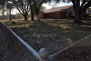 1305 2nd St, Hempstead, TX 77445 - Photo 23