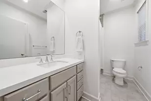 2409 Ralph St, Houston, TX 77006 - Photo 23