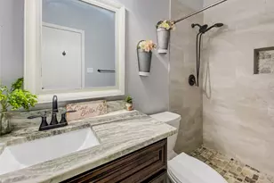 8031 Berkely Ct, Baytown, TX 77521 - Photo 19