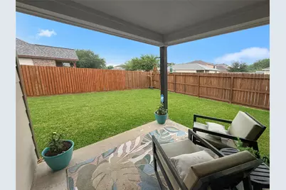 8031 Berkely Court, Baytown, TX 77521 - Photo 25