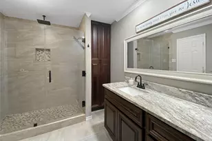 8031 Berkely Ct, Baytown, TX 77521 - Photo 13